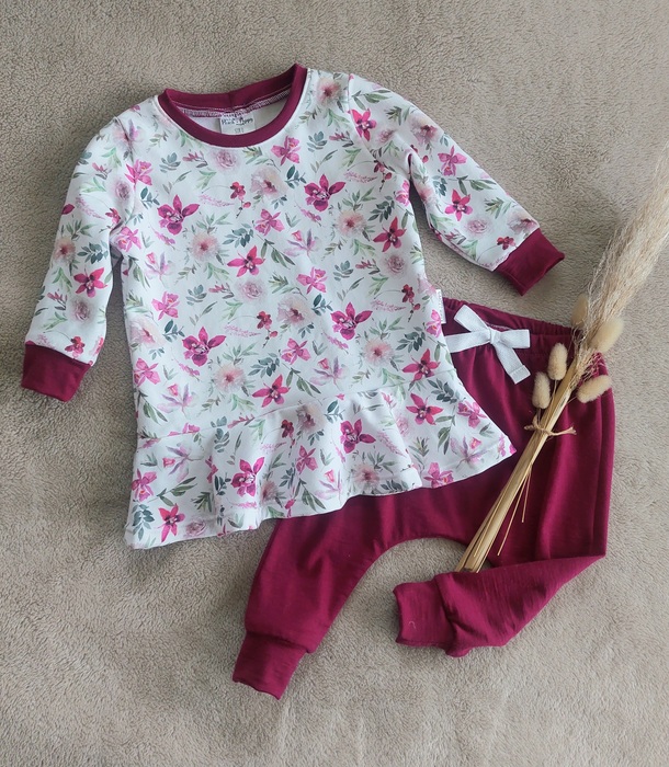 CUSTOM Peplum Crew